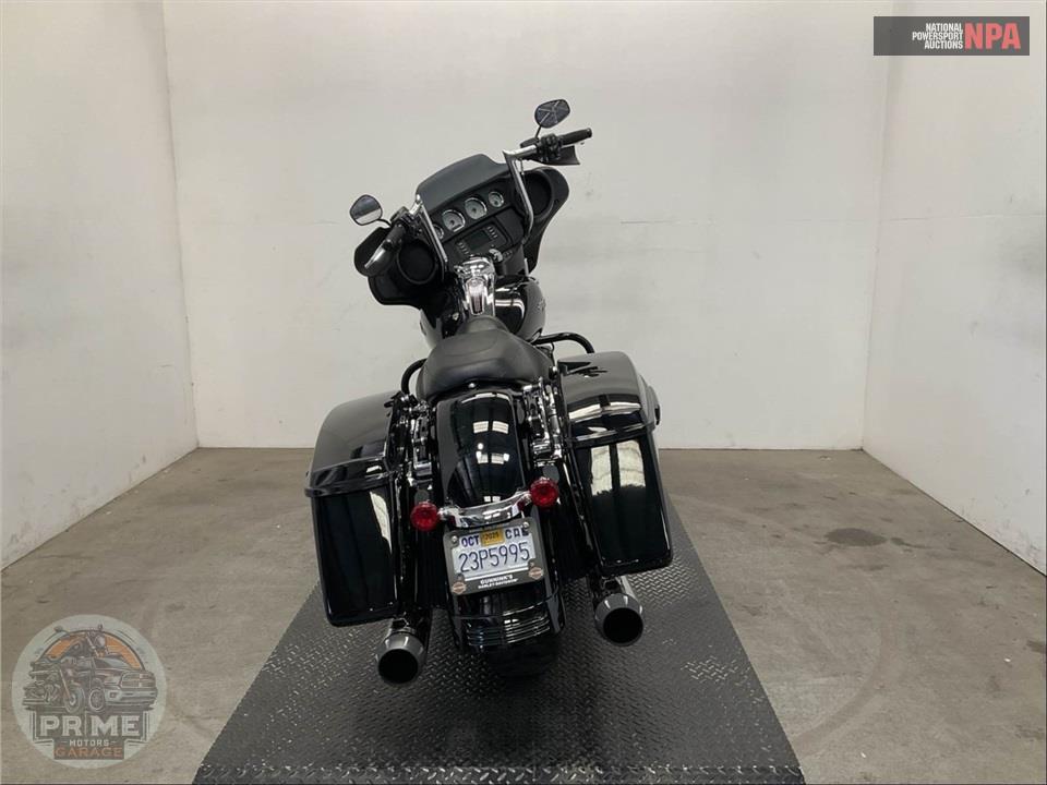 2018 Harley-Davidson FLHX STREET GLIDE — фото 4