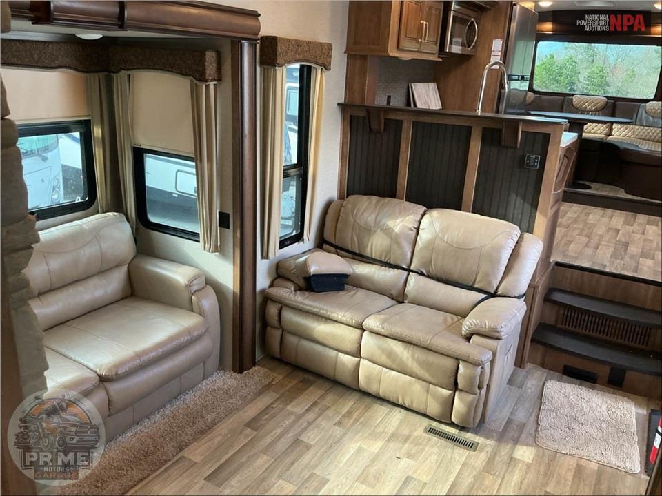 2017 Keystone Rv M-3820 FK MONTANA FIFTH WHEEL SERIES — фото 6
