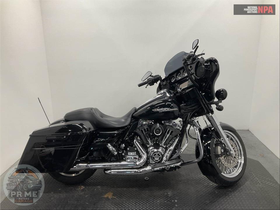2015 Harley-Davidson FLHXS STREET GLIDE SPECIAL — фото 1