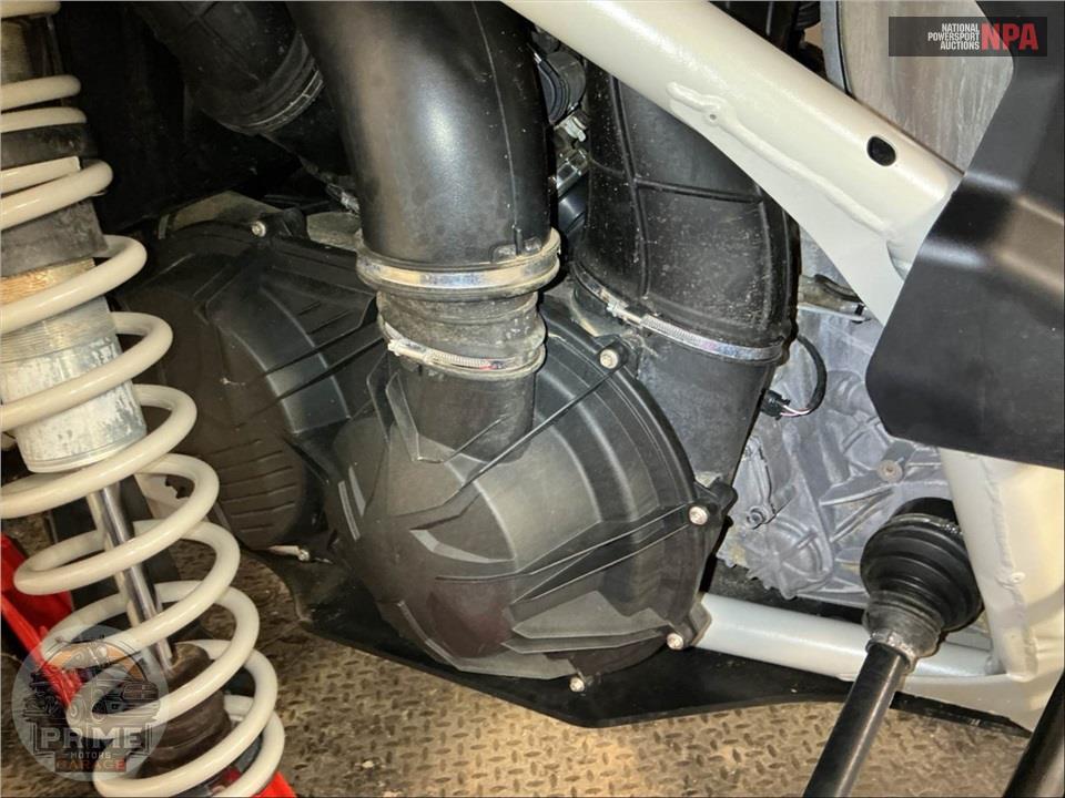 2021 Can-Am MAVERICK X3 X RC TURBO RR — фото 9