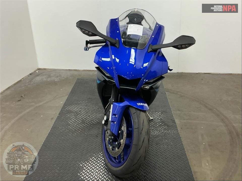 2024 Yamaha YZF-R1 — фото 2