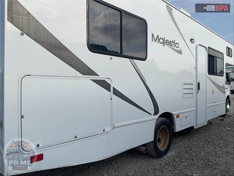 2013 Thor Motor Coach M-28A - MAJESTIC SERIES — фото 50