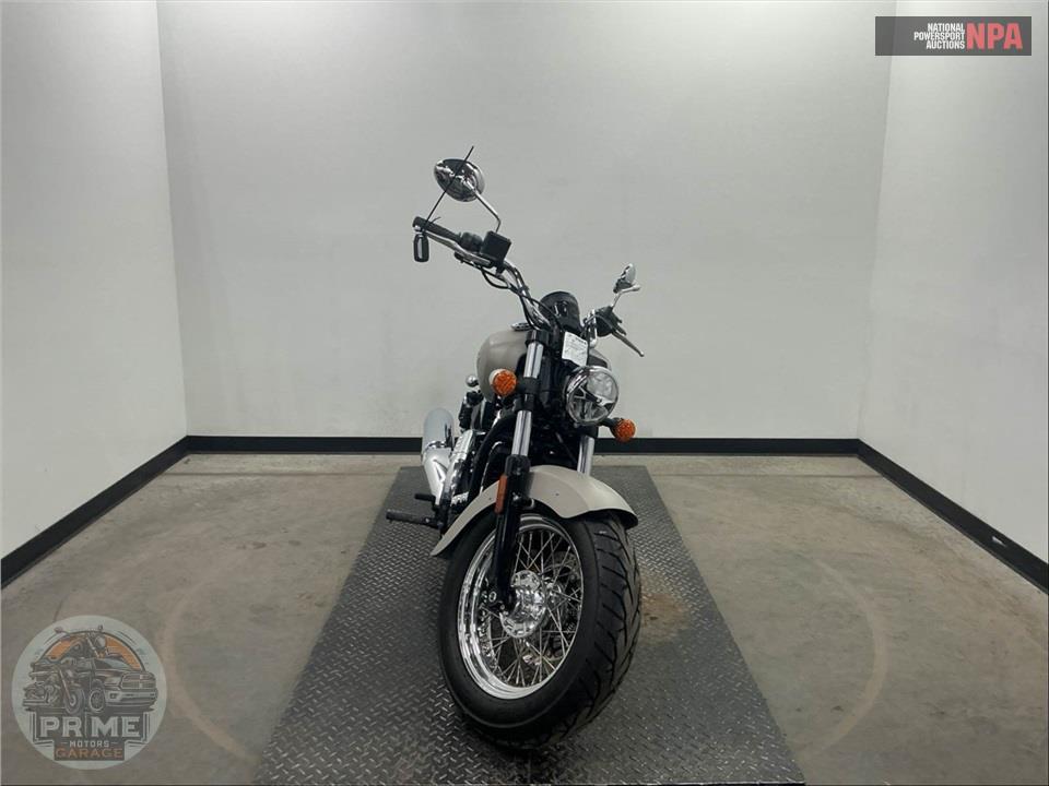 2025 Indian Motorcycle SCOUT CLASSIC LIMITED WITH TECHNOLOGY PACKAGE (SMOKE) — фото 2