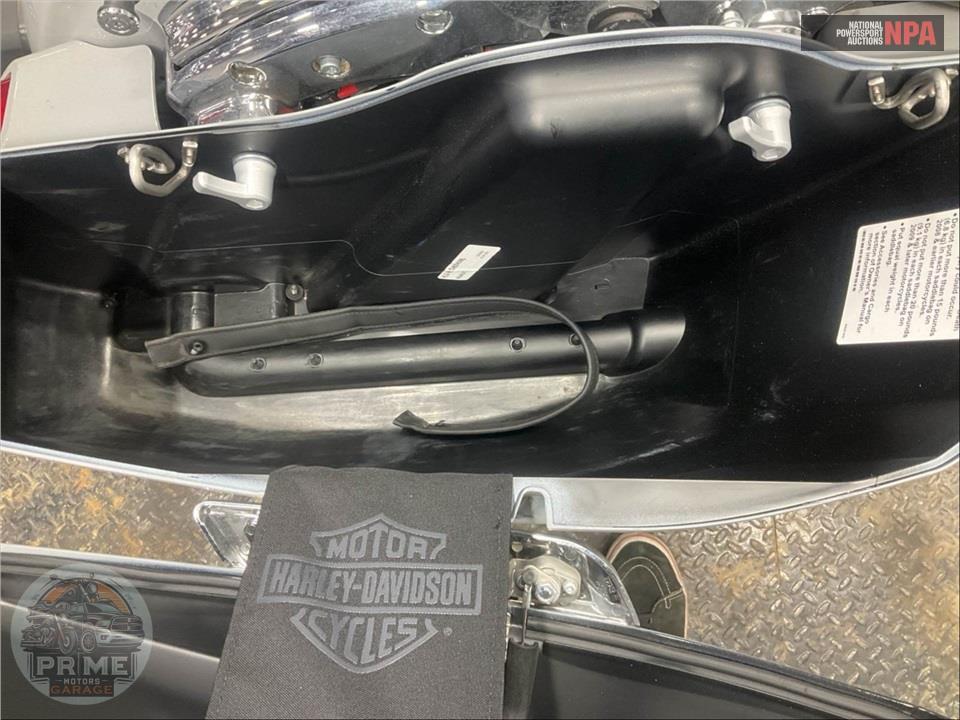 2025 Harley-Davidson FLHX STREET GLIDE — фото 16