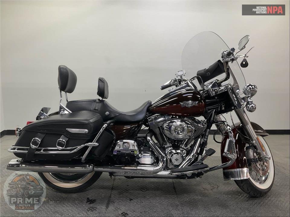 2011 Harley-Davidson FLHRC ROAD KING CLSC — фото 1