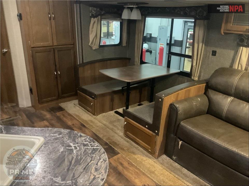 2017 Keystone Rv M-38 BH - SPRINGDALE SERIES — фото 9