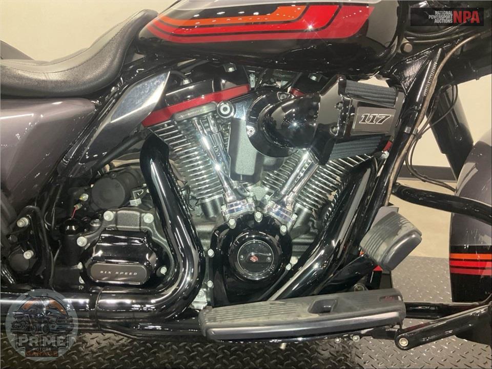 2020 Harley-Davidson FLHXSE CVO STREET GLIDE — фото 6