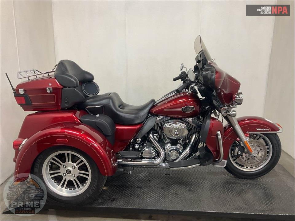 2009 Harley-Davidson FLHTCUTG TRIGLIDE ULTRA CLASSIC — фото 1