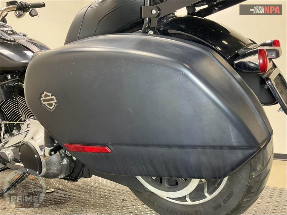 2019 Harley-Davidson FLSB SPORT GLIDE — фото 16