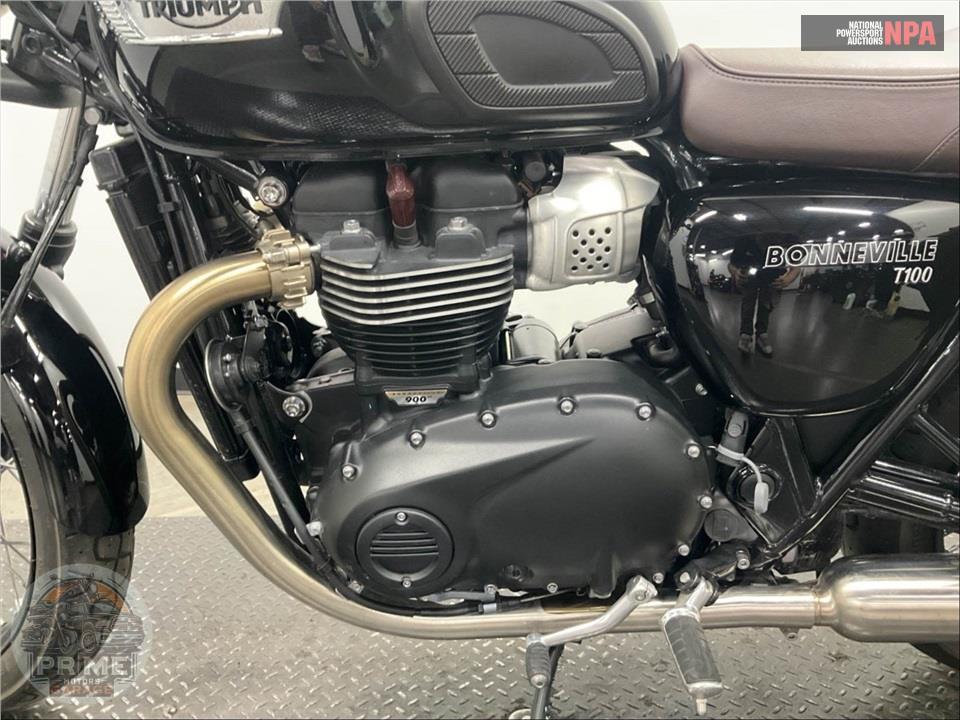 2022 Triumph BONNEVILLE T100 (BLACK) — фото 7