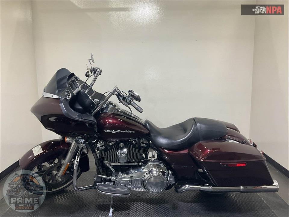2018 Harley-Davidson FLTRX ROAD GLIDE — фото 3