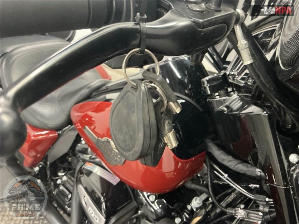 2024 Harley-Davidson FLHTK ULTRA LIMITED — фото 12