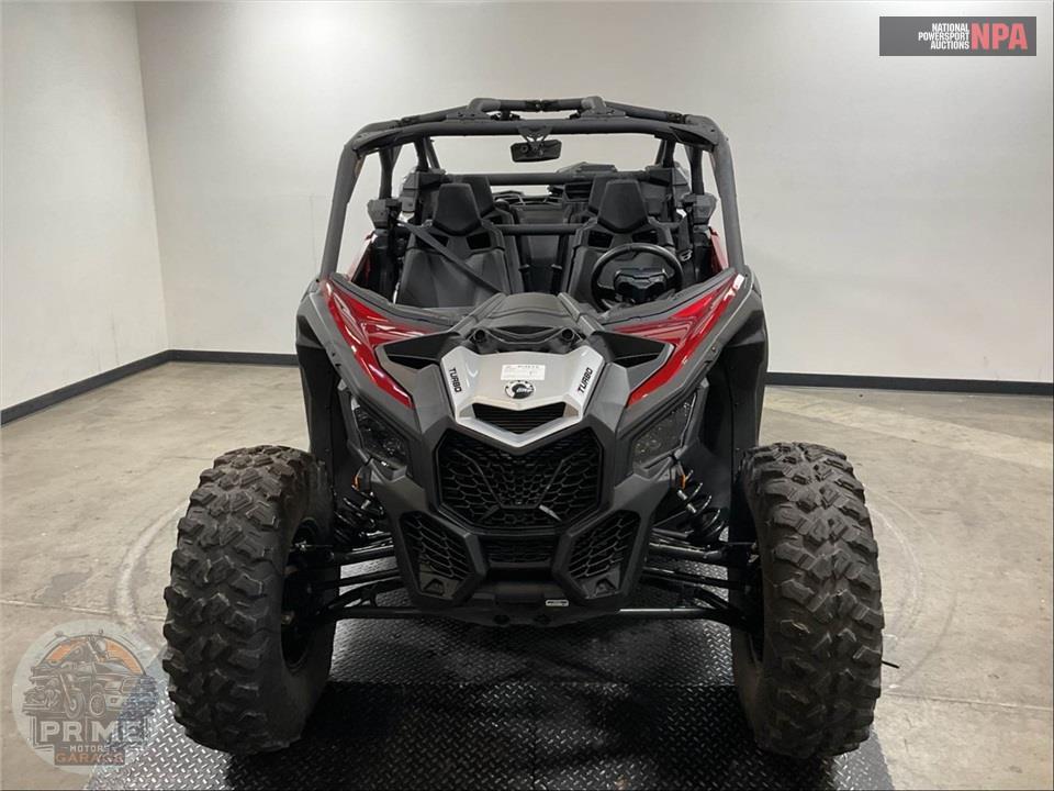 2025 Can-Am MAVERICK X3 MAX DS TURBO (RED & SILVER) — фото 2