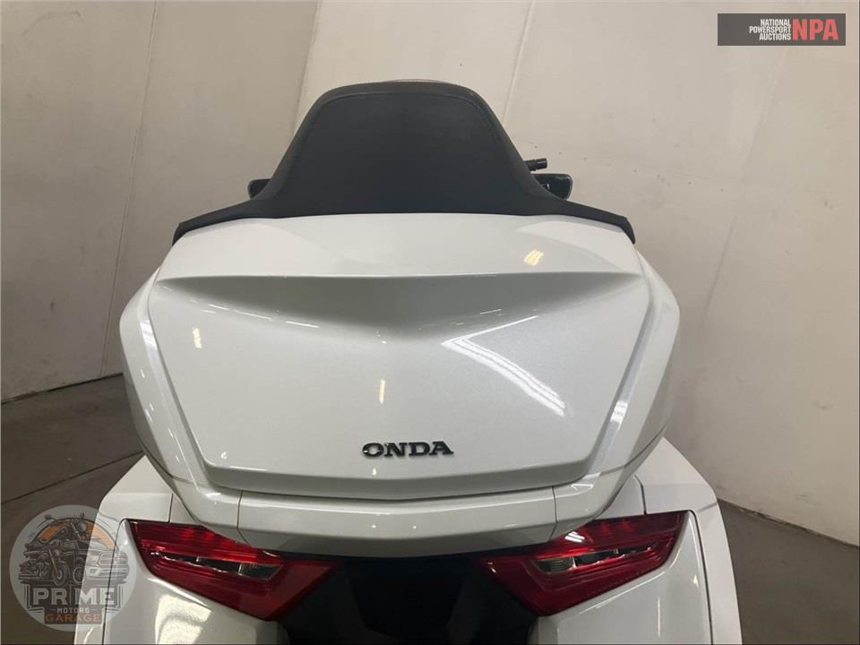 2020 Honda GL1800 GOLDWING TOUR — фото 23