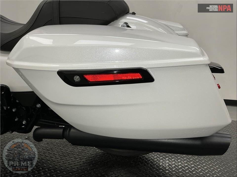 2024 Harley-Davidson FLHX STREET GLIDE — фото 16