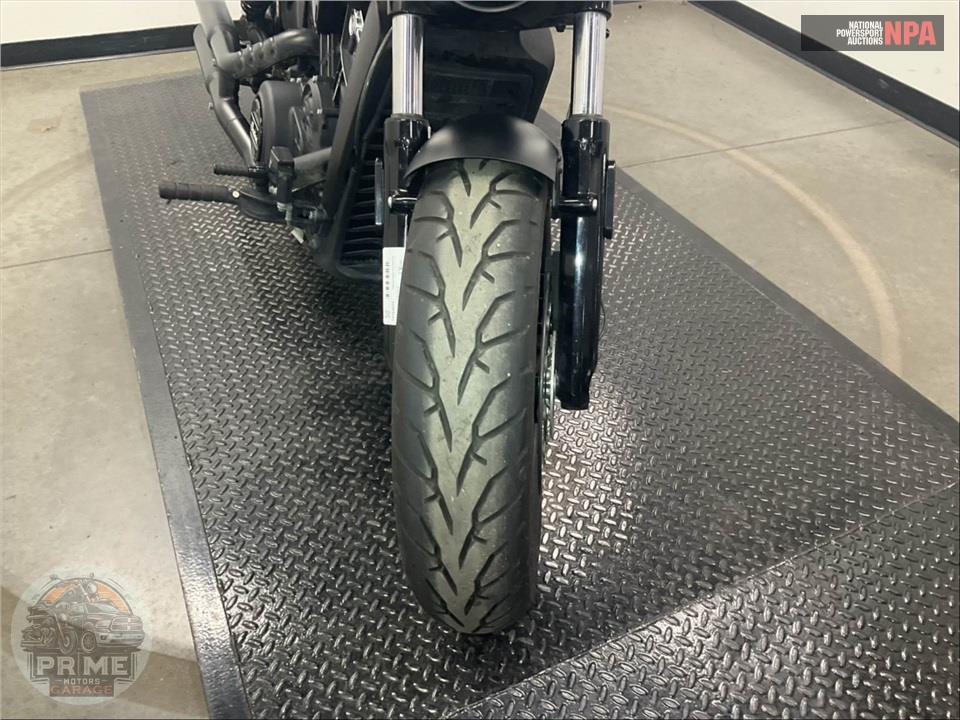 2023 Indian Motorcycle SCOUT BOBBER (ABS, SMOKE COLOR) — фото 18