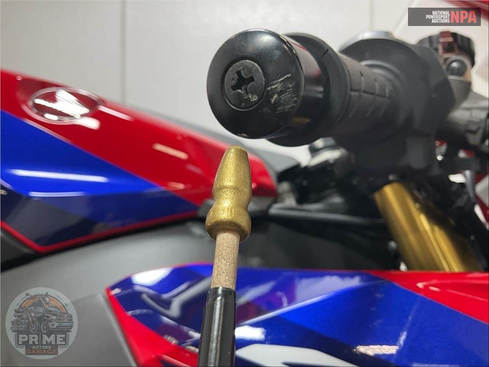 2022 Honda CBR1000RR — фото 20