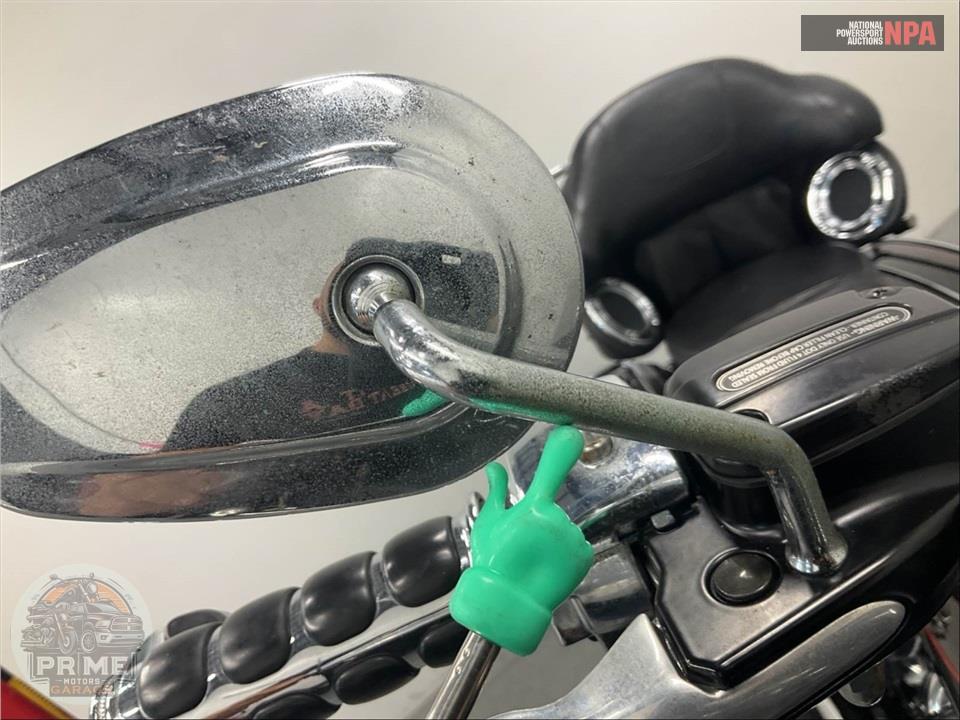 2011 Harley-Davidson FLHTCU UL CLSC EL GLIDE — фото 31