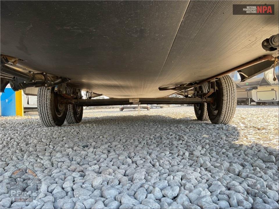 2019 Crossroads Rv M-253 RB - SUNSET TRAIL SUPER LITE SERIES — фото 34