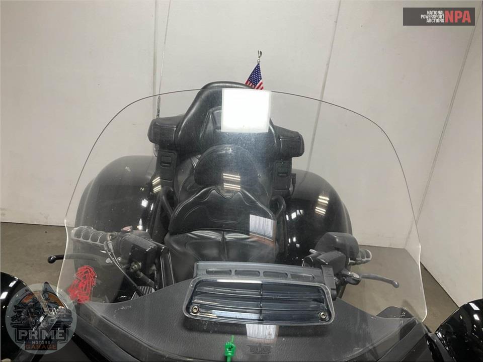 2002 Honda GL18002 GOLDWING — фото 16