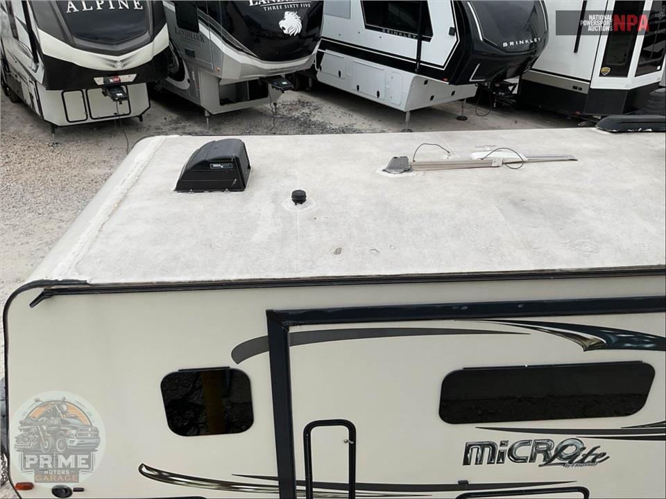 2017 Flagstaff By Forest River M-25BHS - MICRO LITE SERIES — фото 24