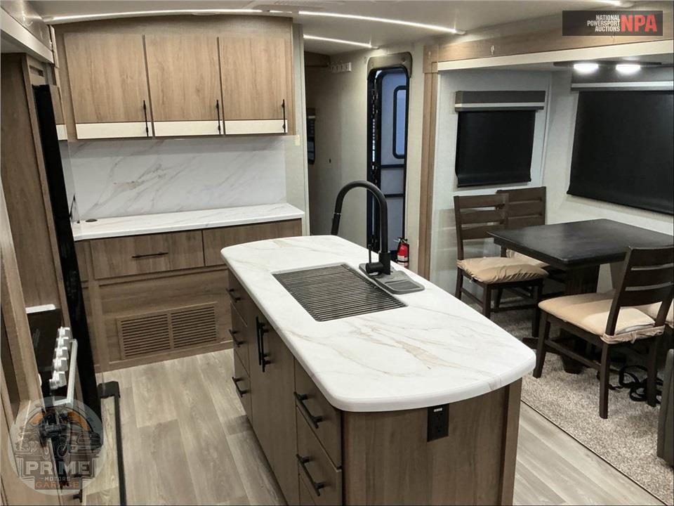 2024 Grand Design Recreational Vehicles M-2970RL - IMAGINE SERIES — фото 9