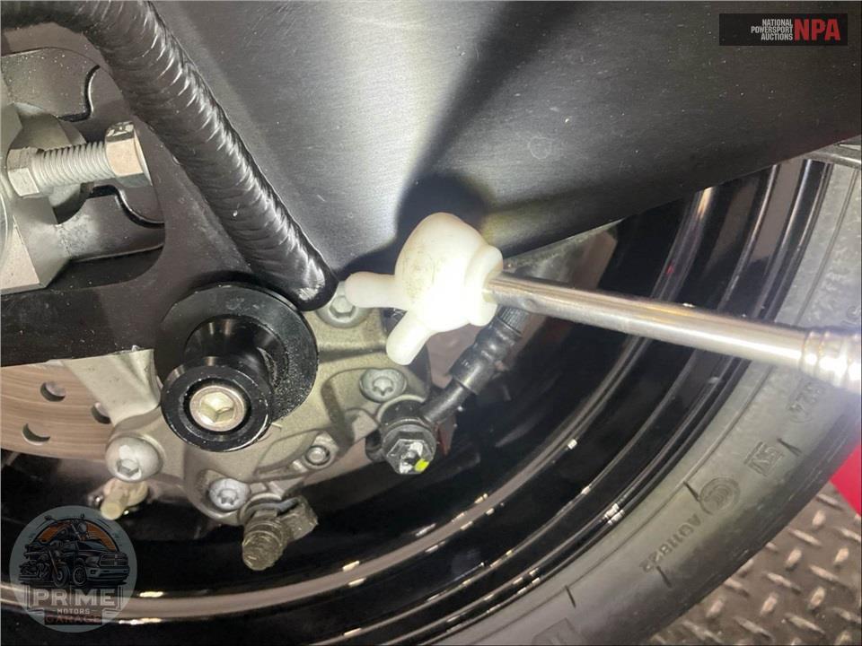 2025 Honda CBR1000RR-R FIREBLADE SP — фото 22