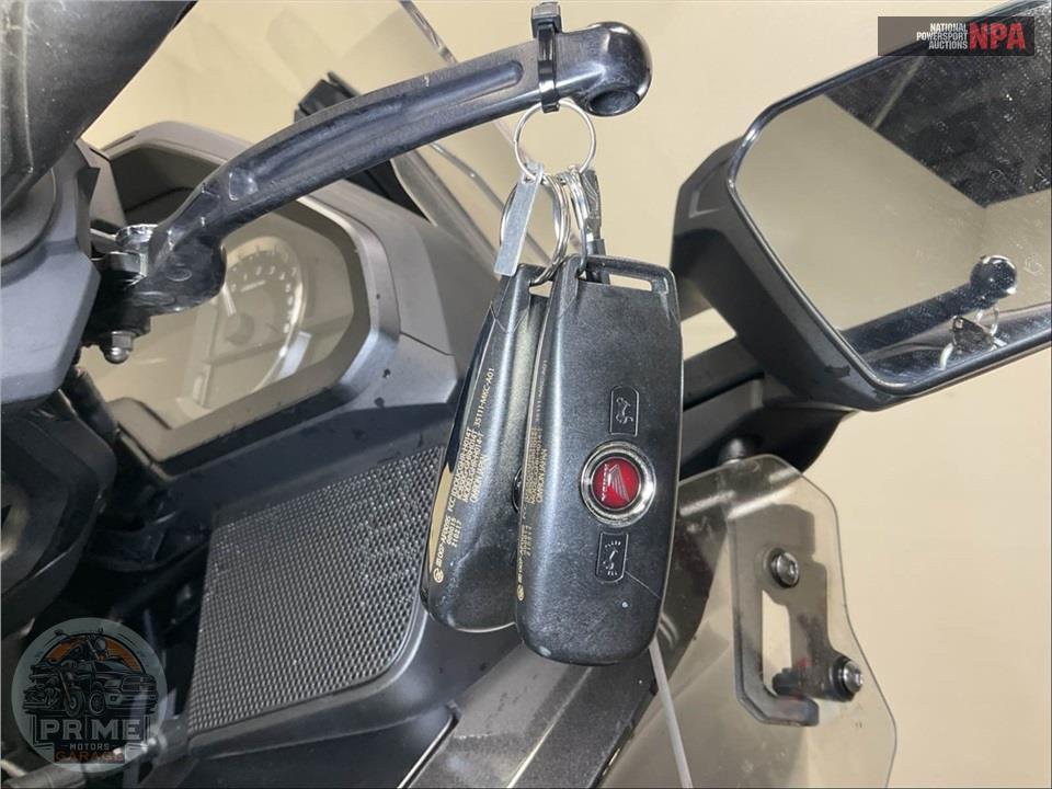 2021 Honda GL1800D GOLDWING TOUR DCT — фото 10