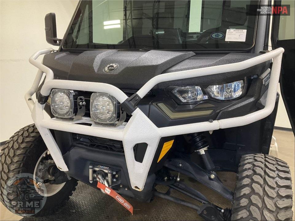 2024 Can-Am DEFENDER LIMITED HD10 — фото 28