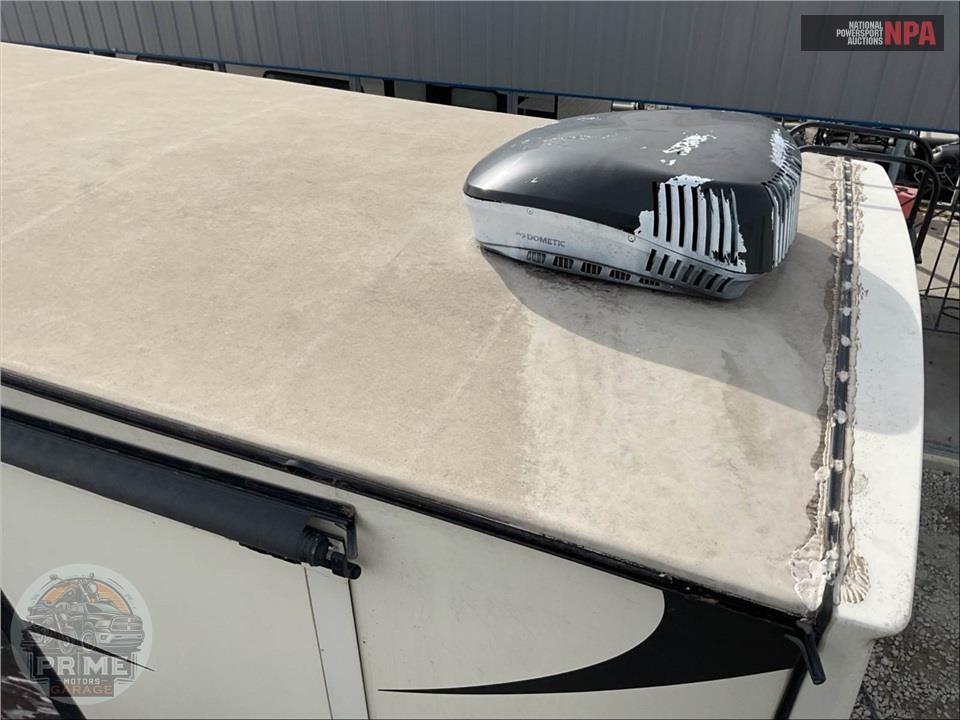 2019 Keystone Rv M-3651 RL - ALPINE FIFTH WHEEL SERIES — фото 25