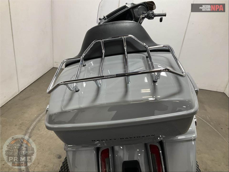 2025 Harley-Davidson FLHXU STEET GLIDE ULTRA — фото 23