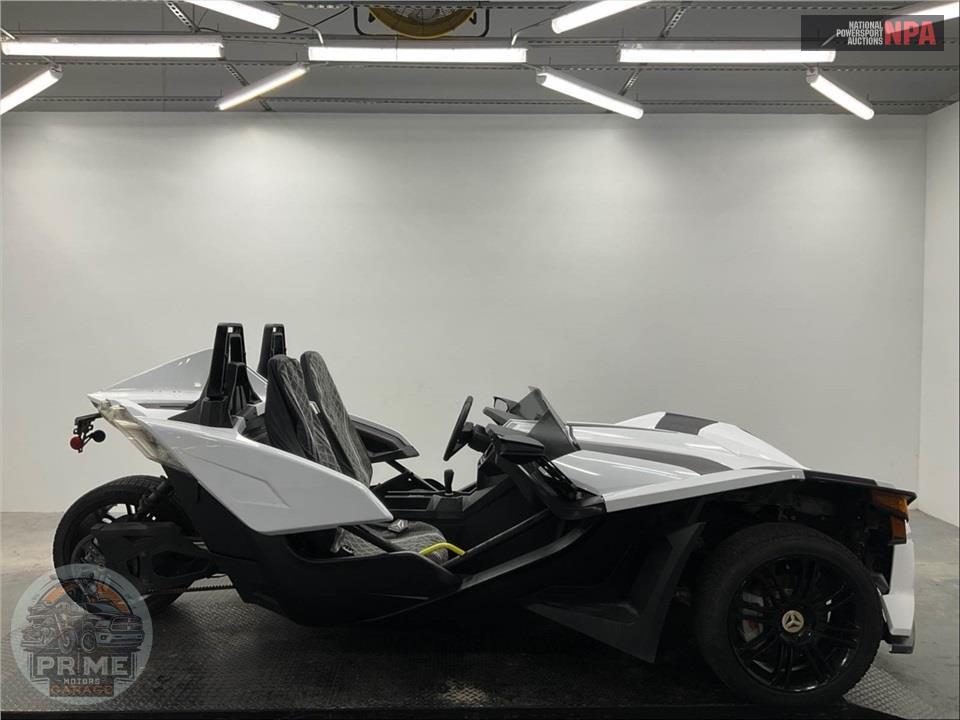 2019 Polaris SLINGSHOT S — фото 1