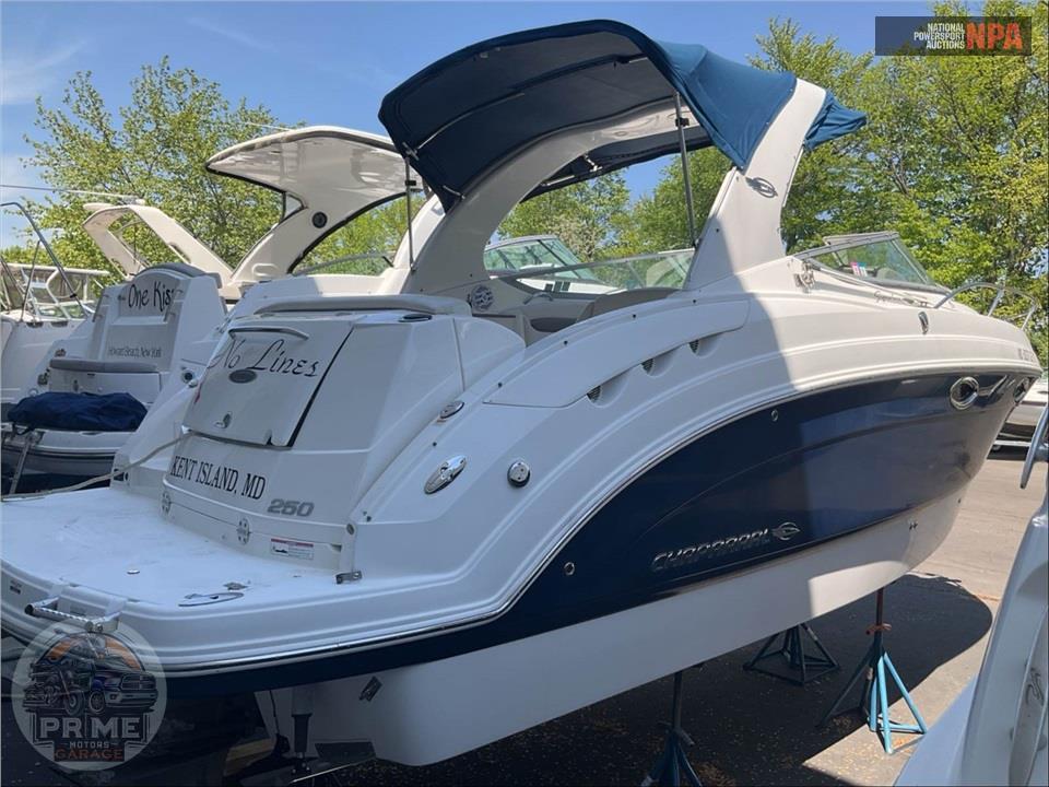 2009 Chaparral Boats 250-S(*) SIGNATURE SERIES L=25/E=1 320HP VOLV IB — фото 4