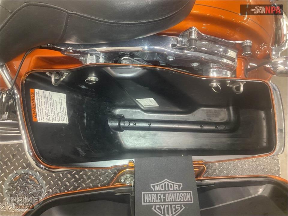 2015 Harley-Davidson FLTRXS ROAD GLIDE SPECIAL — фото 20
