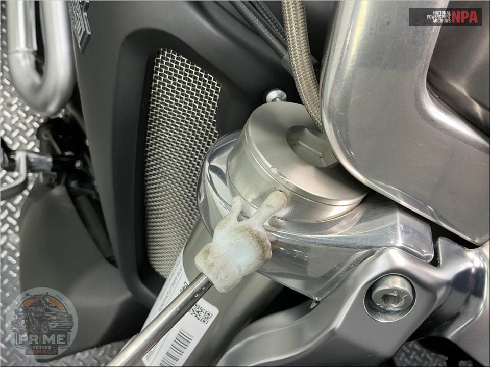 2016 Harley-Davidson VRSCF MUSCLE V-ROD — фото 30
