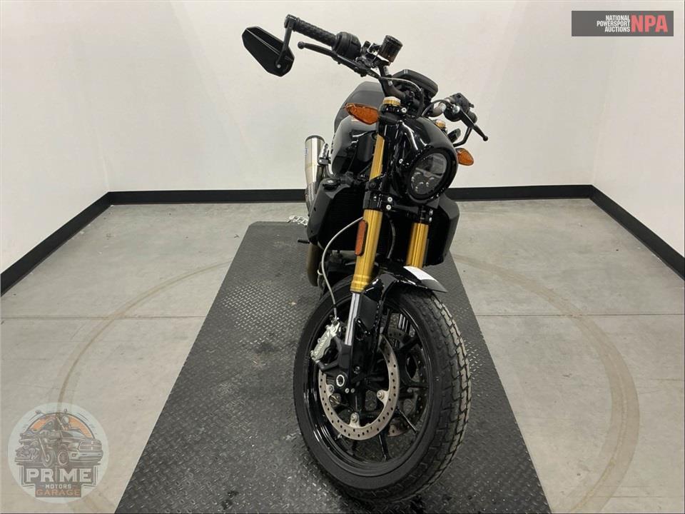 2019 Indian Motorcycle FTR 1200 S — фото 2