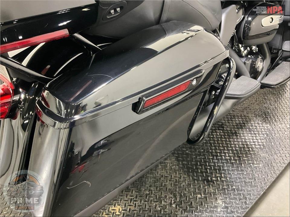 2023 Harley-Davidson FLTRK ROAD GLIDE LIMITED — фото 14