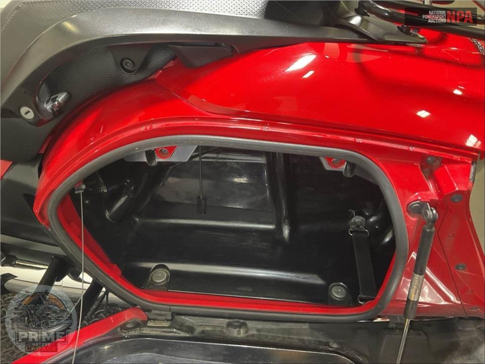 2013 Honda GL1800BDD GLDWNG F6B DLX — фото 20
