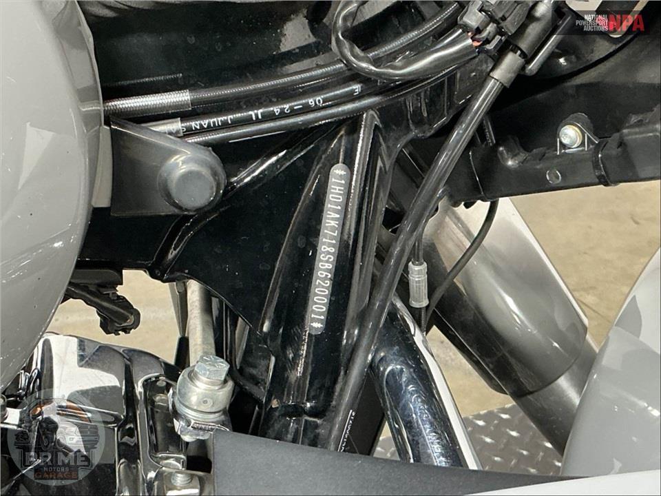 2025 Harley-Davidson FLHXU STEET GLIDE ULTRA — фото 34