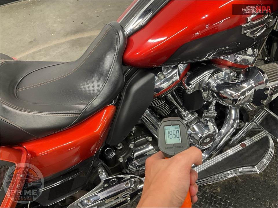 2018 Harley-Davidson FLTRXSE CVO ROAD GLIDE — фото 8