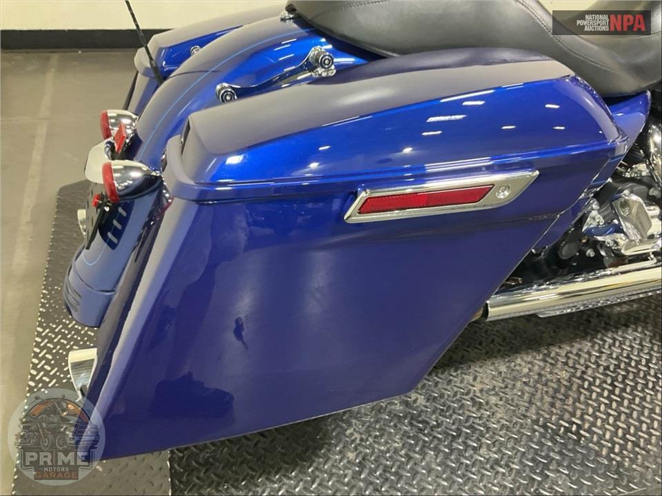 2015 Harley-Davidson FLTRXS ROAD GLIDE SPECIAL — фото 25
