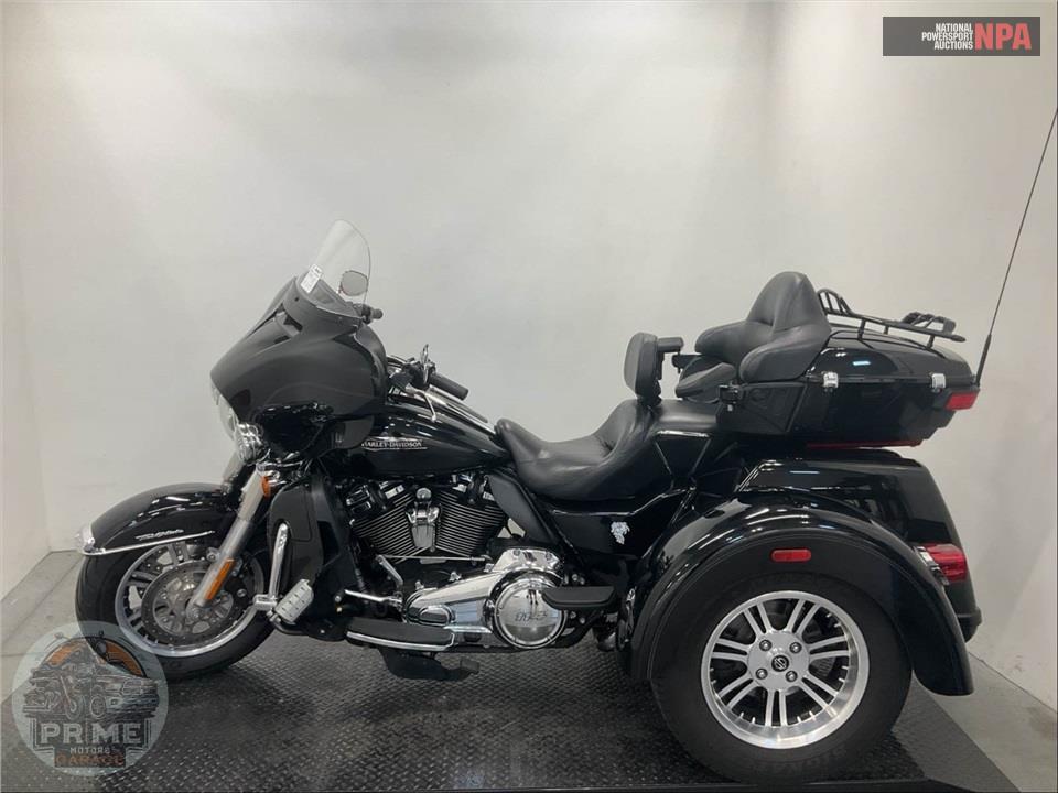 2021 Harley-Davidson FLHTCUTG TRI GLIDE ULTRA CLASSIC — фото 3