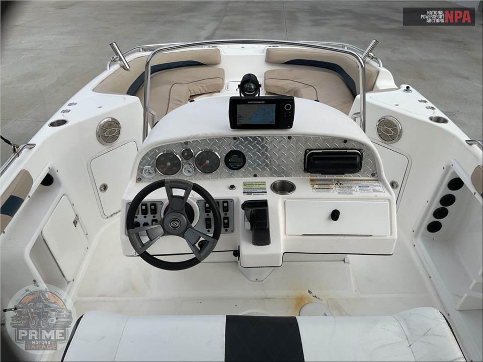 2015 Hurricane Boat SUNDECK SPORT 231 L=23/E=1-150HP YAMAHA OB — фото 29