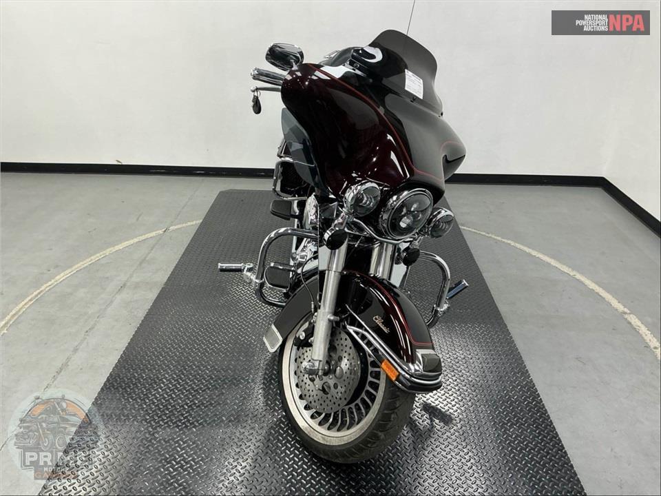 2011 Harley-Davidson FLHTC ELECTRA GLIDE CLSC — фото 2