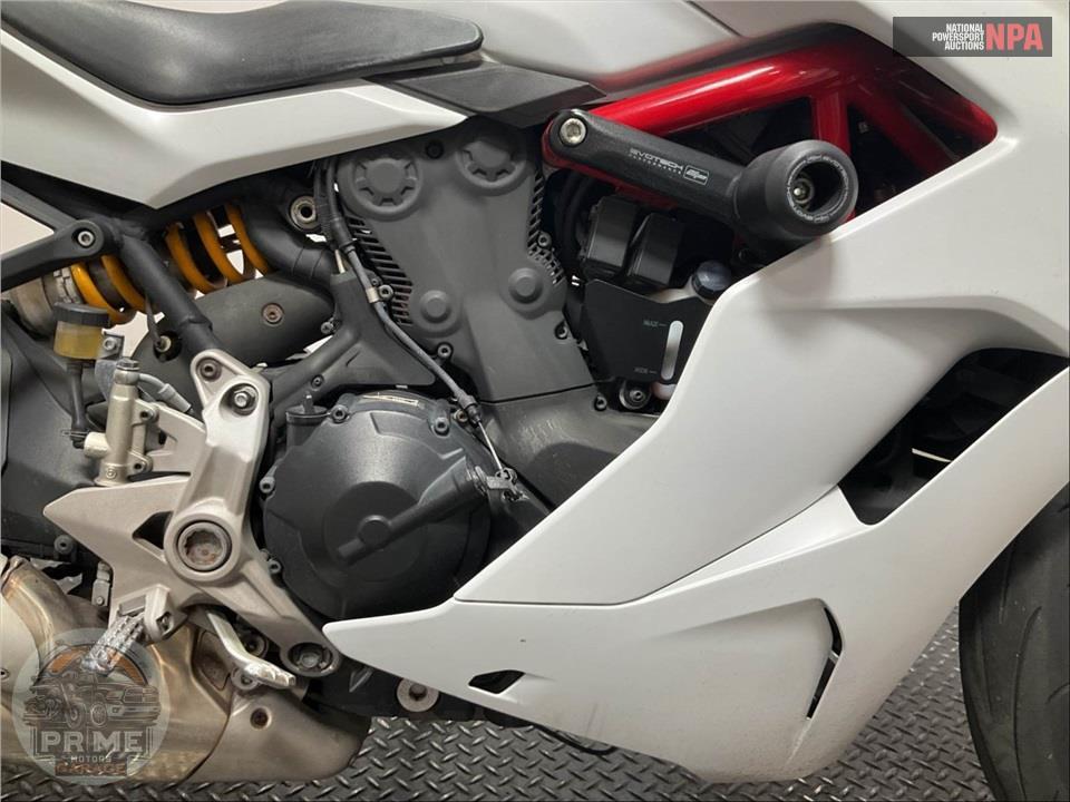 2017 Ducati SUPERSPORT S WHITE — фото 6