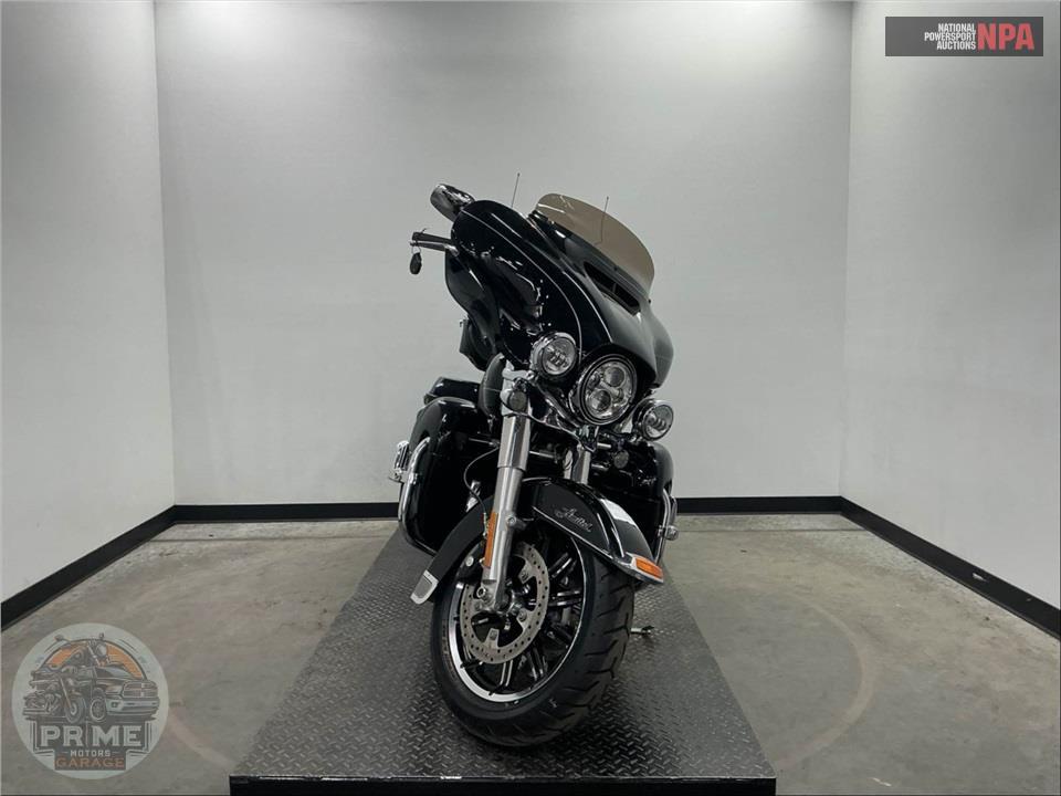 2015 Harley-Davidson FLHTK ELECTRA GLIDE ULTRA LIMITED — фото 2
