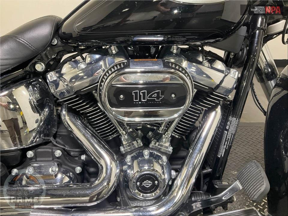 2024 Harley-Davidson FLHCS HERITAGE CLASSIC 114 — фото 6