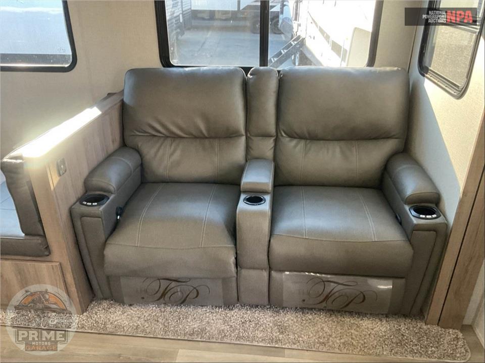 2024 Grand Design Recreational Vehicles M-2670MK - IMAGINE SERIES — фото 11