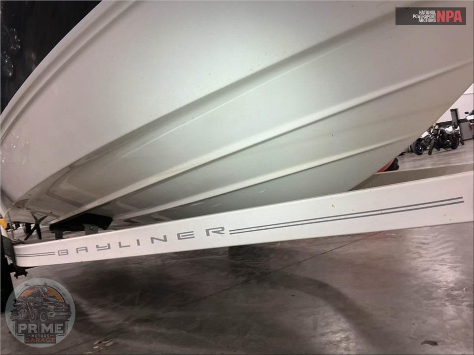 2008 Bayliner Marine 185 BR(**) RUNABOUT SERIES L=18/E=1 140HP MERC IB — фото 20