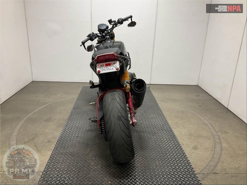 2024 Indian Motorcycle FTR R CARBON — фото 4
